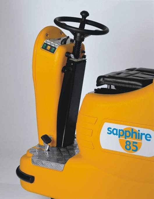 Sapphire 85 Aufsitz Bodenreinigungsautomat Sapphire 85 Aufsitz Bodenreinigungsautomat