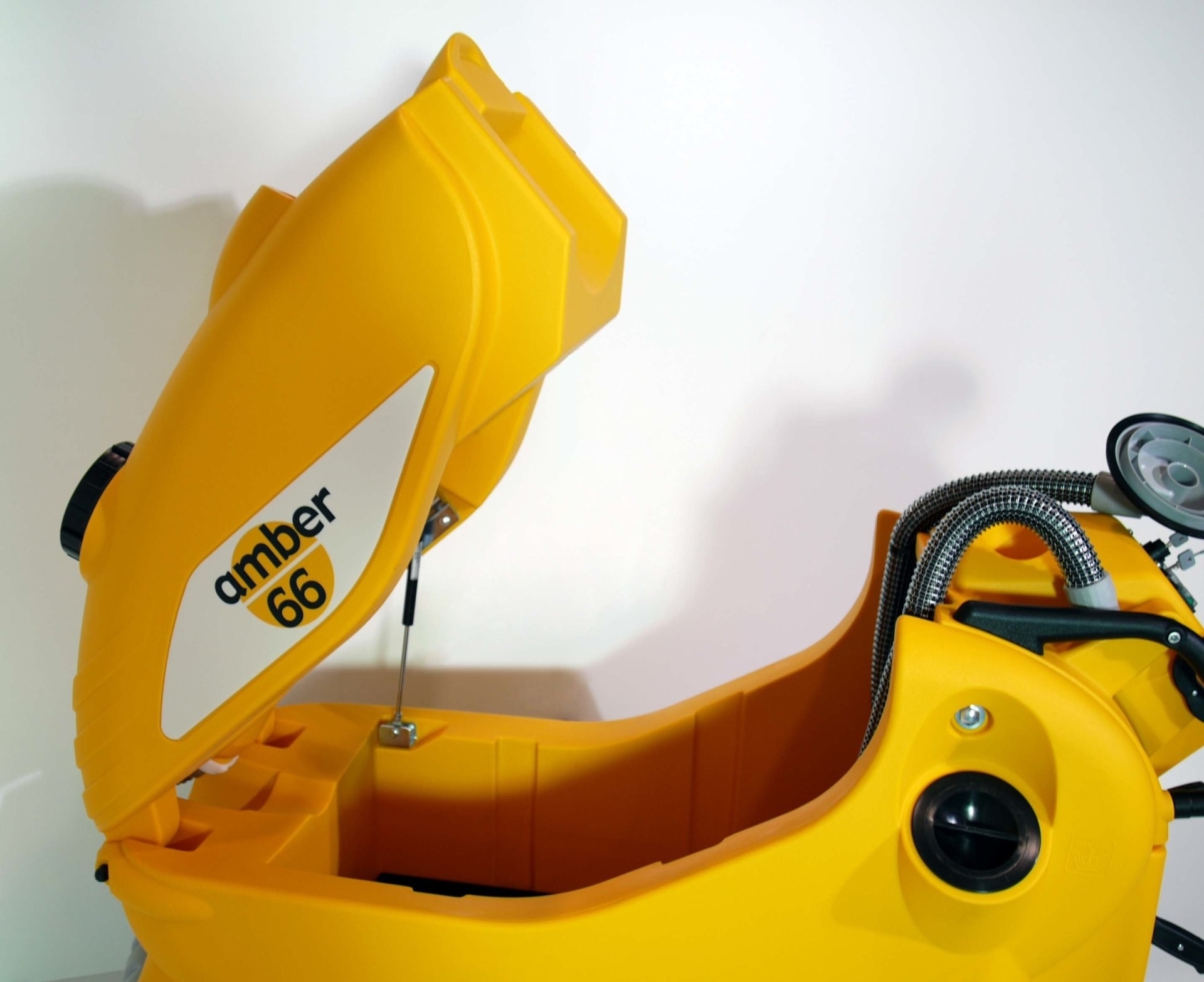 Amber 83 36V Scheuersaugautomat 2 Bürsten 36V