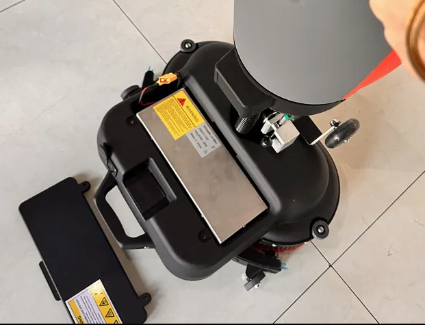 Hurricane SmartClean -Mini Bodenreinigungsmaschine